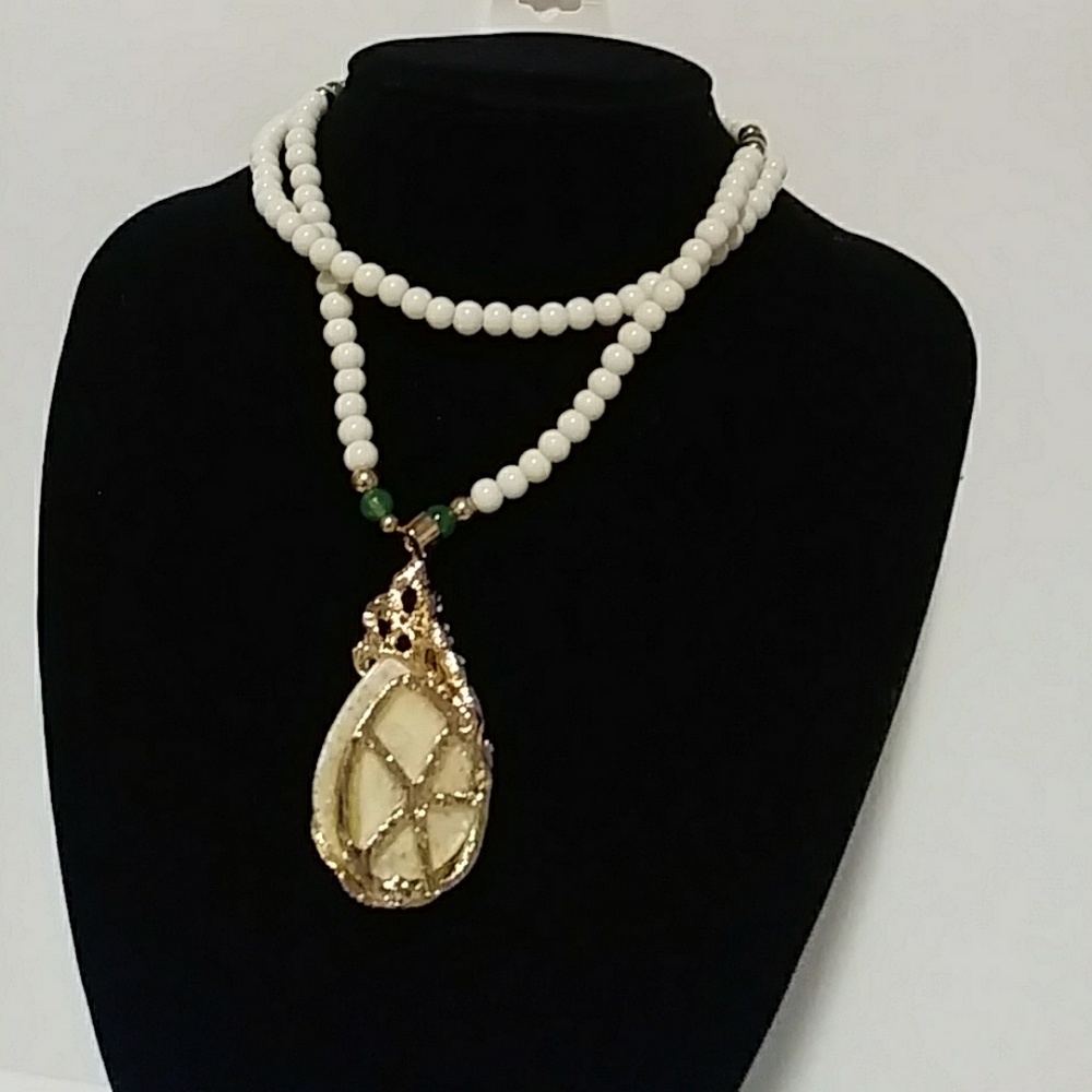 Womens Peacock Rhinestone Necklace - Picture 3 of 3